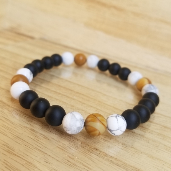 Tiger Skin Jasper & Howlite Onyx Stretch Bracelet - Picture 6 of 9